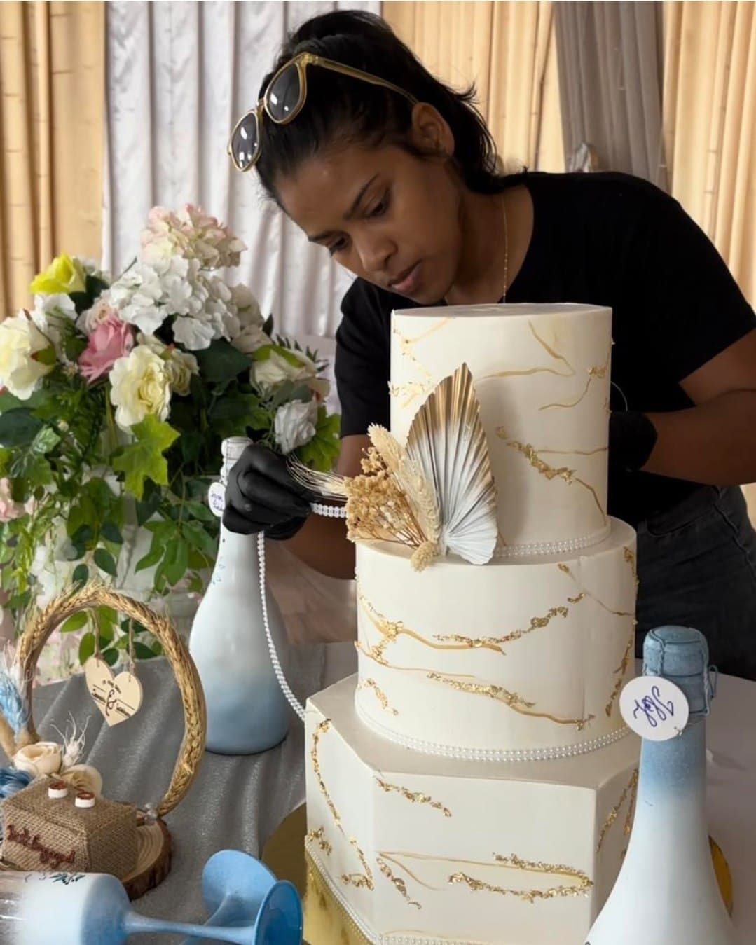 Rachel, professional cake designer, creating custom cakes in her Mauritius bakery
